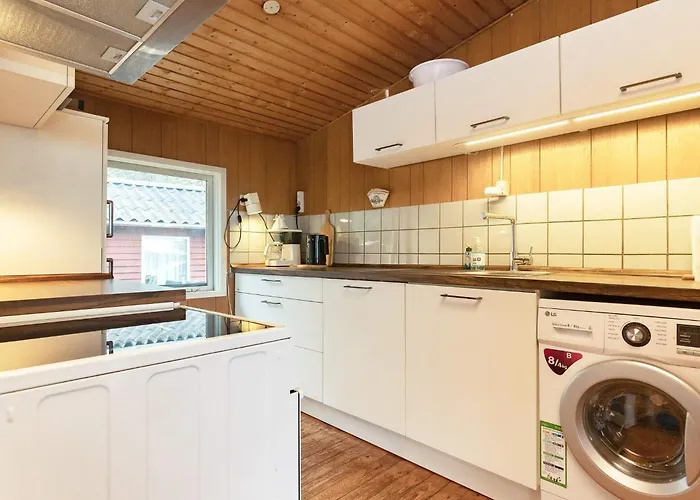 Semesterbostad 4 Person In Martofte-by Traum *